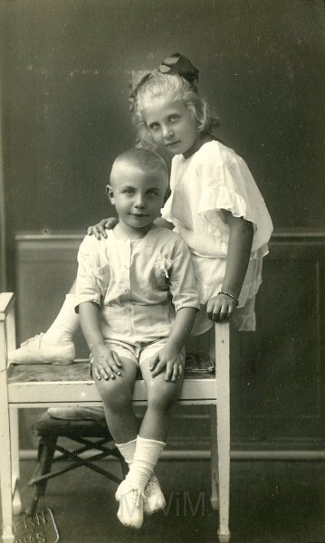 KKE 4170-1.jpg - Jadwiga Lancewicz z bratem Tadeuszem